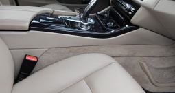 Bmw 520d 2013g reg 1g veliki servis racun nove gume