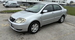 Toyota corolla sedan 1. 6. Vvti 2003 godina reg. 3/2026