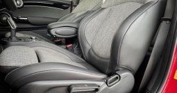 IMA SVE ! MINI Cooper SE ELECTRIC 184 ks CHILI RED Racing