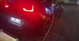 MAX UŠTEDA-BMW i3s IZRAZITO+BRZ,pokretan,184ks,5 vrata+PROČ.opis