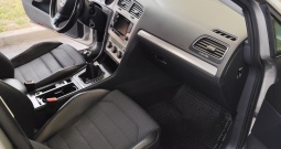 VW Golf VII 1.6 tdi, reg. do 10/26g., bogata oprema