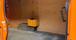 Iveco 35S17 zatvoreni kombi. God.pr. 2014