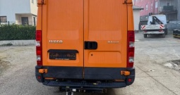 Iveco 35S17 zatvoreni kombi. God.pr. 2014