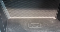 VW Golf VIII 2.0 TDi *LED, NAVIGACIJA, KAMERA*