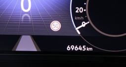 VW Golf VIII 2.0 TDi *LED, NAVIGACIJA, KAMERA*