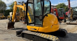 Mini bager JCB 8055 RTS težine 6,6 tona, god.pr.2014