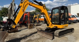Mini bager JCB 8055 RTS težine 6,6 tona, god.pr.2014