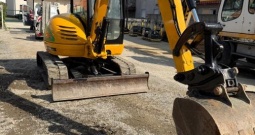 Mini bager JCB 8055 RTS težine 6,6 tona, god.pr.2014