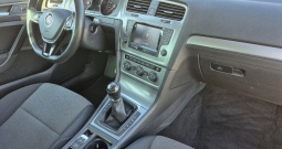 VW Golf 7 Variant 1.6 TDI Bluemotion Navi, Acc, MF, Keylees, Alu 17