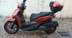 Prodajem rabljeno vozilo: Piaggio Beverly 400