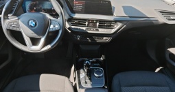 BMW Serija 1 118d Automatik, Kamera, Virtual, premium jamstvo 2 god.