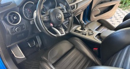 Alfa Romeo Stelvio 2,0 Turbo, Q4, Benzin