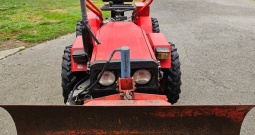 Tomo Vinković 821 s priključcima