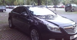 Opel Insignia 2.0 CDTI, full op., 1. vl., 77 tkm, garažiran