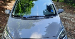 Hyundai i10 55000 km, puna oprema + ljetne gume na felgama