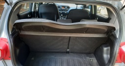Hyundai i10 55000 km, puna oprema + ljetne gume na felgama