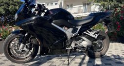 Honda VFR800F 800 cm3, 2016 god.