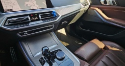 Bmw X5 xdrive30d, 2xm paket, reg 2/26, koža, 360kamere, adaptive, alu22, u pdv-u
