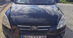 Prodajem kia ceed 1.6 u odličnom stanju za svoje godine.