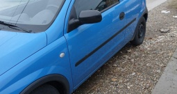 Prodaje se opel corsa