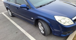 Opel vectra 1.9cdti, reg. 04/26, klima, servo, 6 brzina zamjena