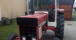 Traktor International 644