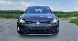 Golf 7 2.0 GTD panorama, xenon, keyless, navigacia