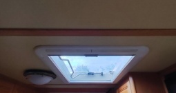 Kamp prikolica FEND 5,5 m, 2000 g.