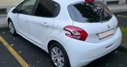 Peugeot 208 1,4 HDi, HR auto, servisna, zimske gume