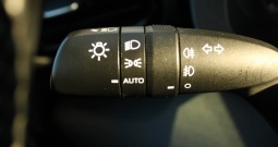 Toyota Yaris 1.5 Hybrid AUTOMATIK *NAVIGACIJA, KAMERA*