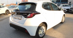 Toyota Yaris 1.5 Hybrid AUTOMATIK *NAVIGACIJA, KAMERA*
