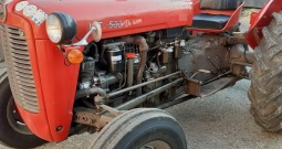 Traktor imt 533