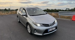 Toyota Auris, registracija 11/26