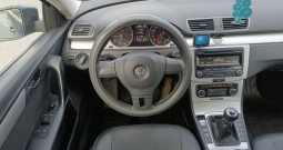 Passat 2.0 TDI sa puno dodane opreme u odličnom stanju uredno servisiran