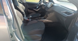 Peugeot 2008, 1.6 hdi, odlično stanje sa puno dodatne opreme-kartice