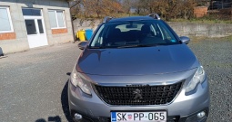 Peugeot 2008, 1.6 hdi, odlično stanje sa puno dodatne opreme-kartice