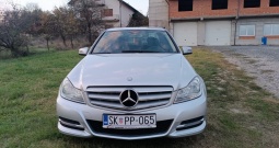 Mercedes c 180 cdi automatik u odličnom stanju-garancija-kartice