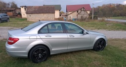 Mercedes c 180 cdi automatik u odličnom stanju-garancija-kartice