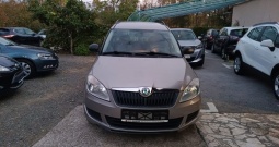 Škoda roomster 1. 2 benzin u odličnom stanju - kartice