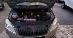 Škoda roomster 1. 2 benzin u odličnom stanju - kartice