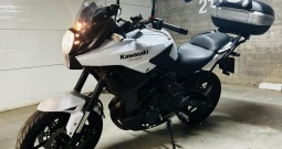 Kawasaki Versys 650 ccm , 2013 god, odlicno stanje spreman za cestovne avanture
