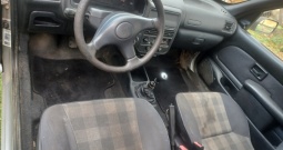 Peugeot 106. 1.1. motor 2000 god.