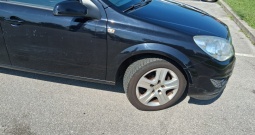 Opel Astra 1,6