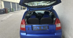 Prodajem automobil Citroen C2 potpuno servisiran, spreman za vožnju