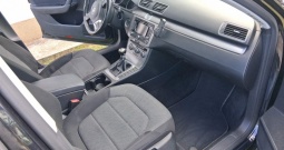 Passat 1.6 TDI karavan, 2012 g