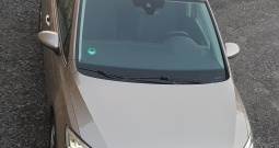 VW Touran 1.6 tdi Highline