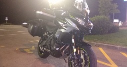 Kavasaki versus 650 2019g crni metalik ful givi oprema jos kao nov