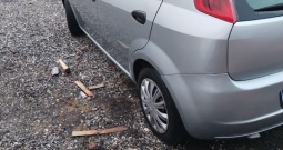 Fiat Punto 1.3 JTD 2008 godine registrirano 1 godinu