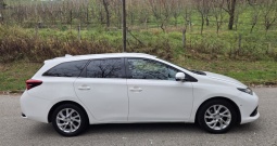 Toyota Auris 1.8 Hybrid