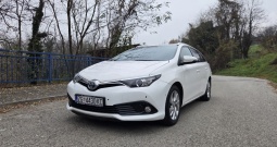 Toyota Auris 1.8 Hybrid